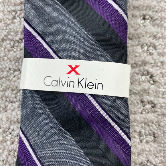 Calvin Klein Extreme Slim Men's Neck Tie Gray Black Purple Stripes Formal Preppy - Picture 2 of 5